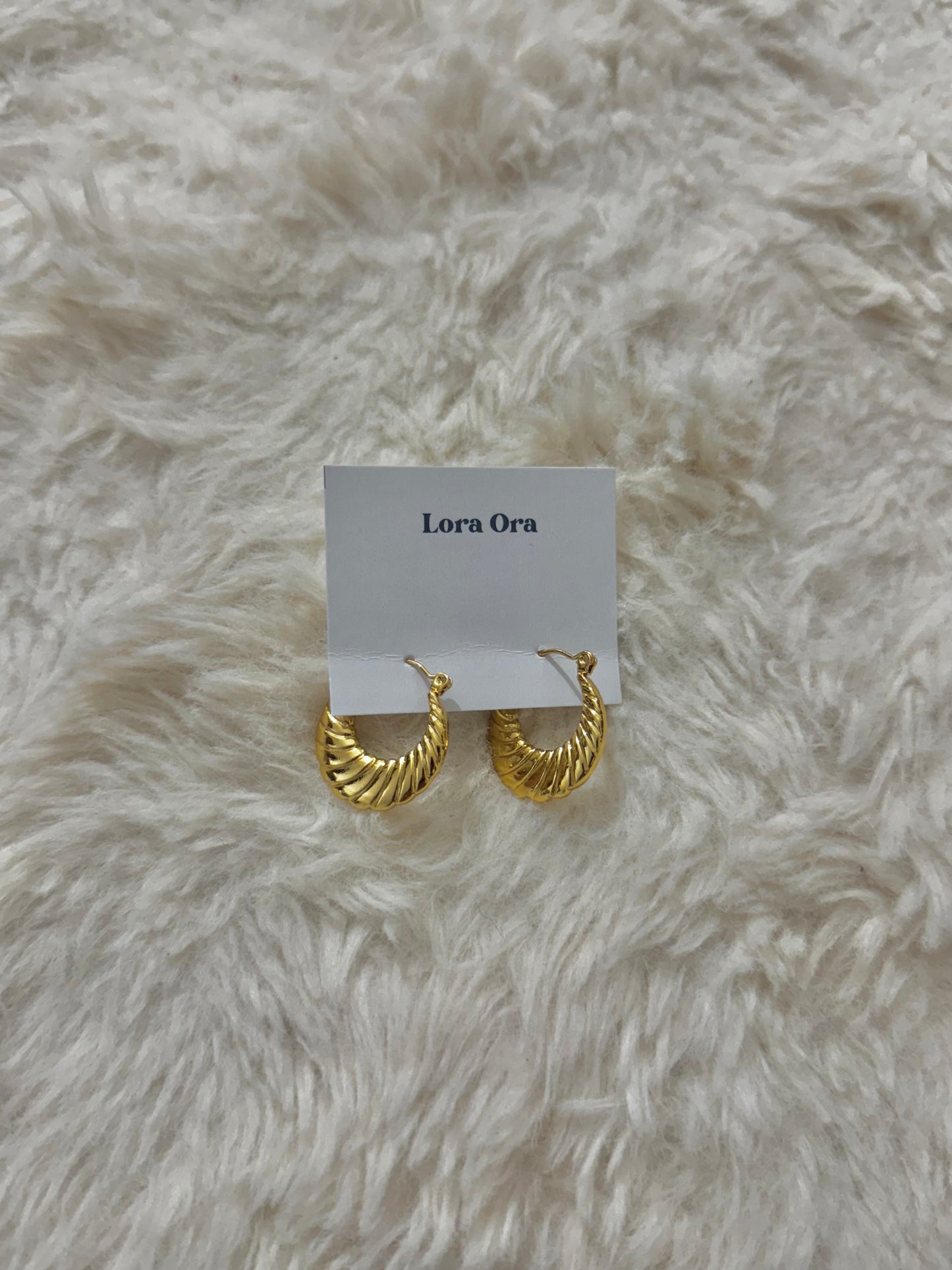 Zoya Hoop Earrings
