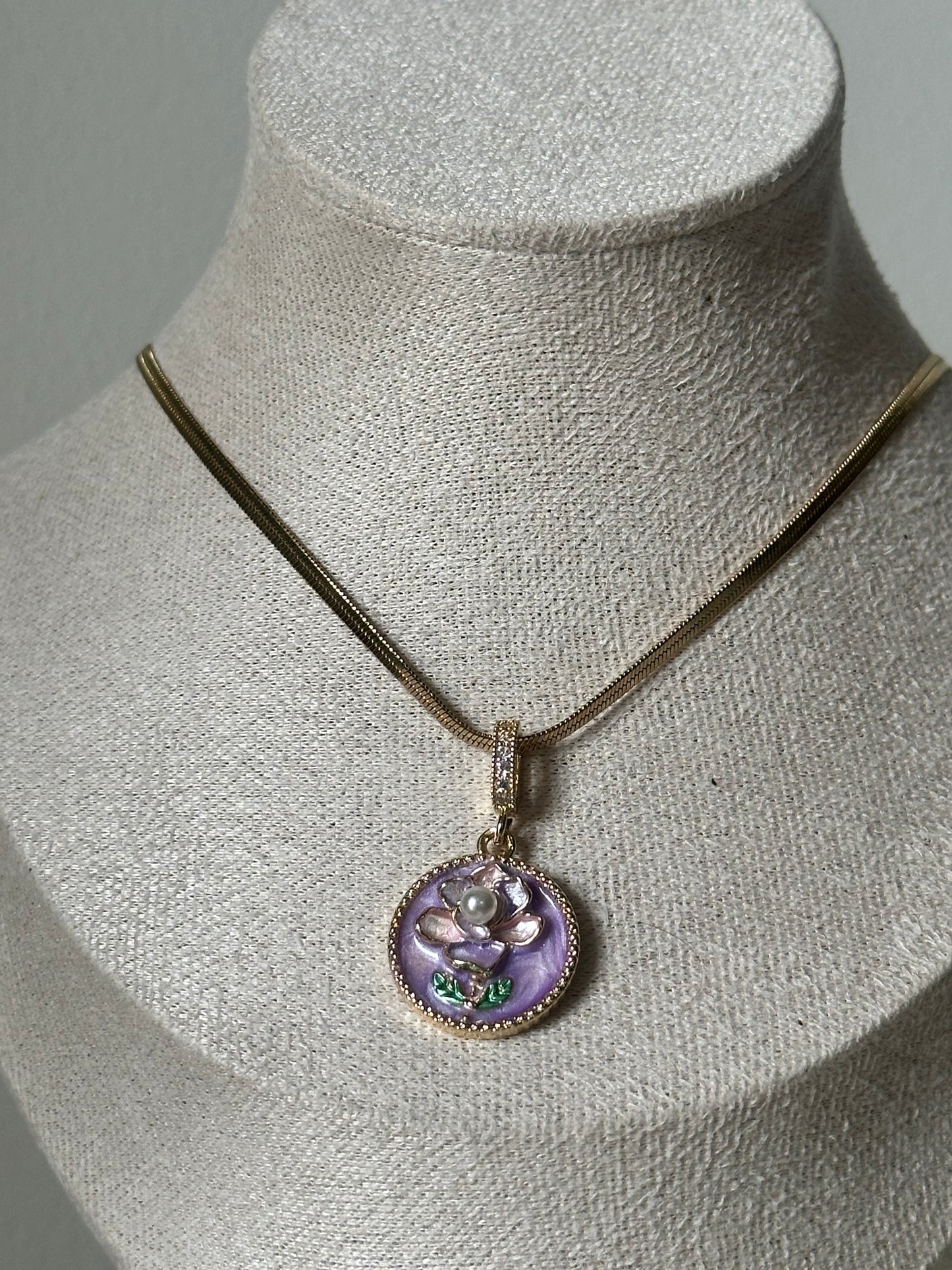 Lavender bloom chain